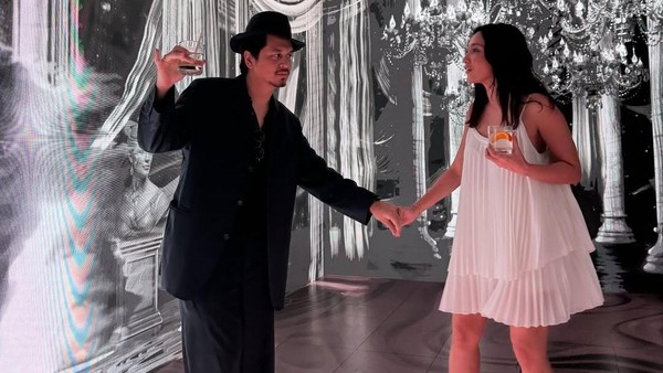 Hati Pink Imelda Therinne di Ultah Kevin Julio