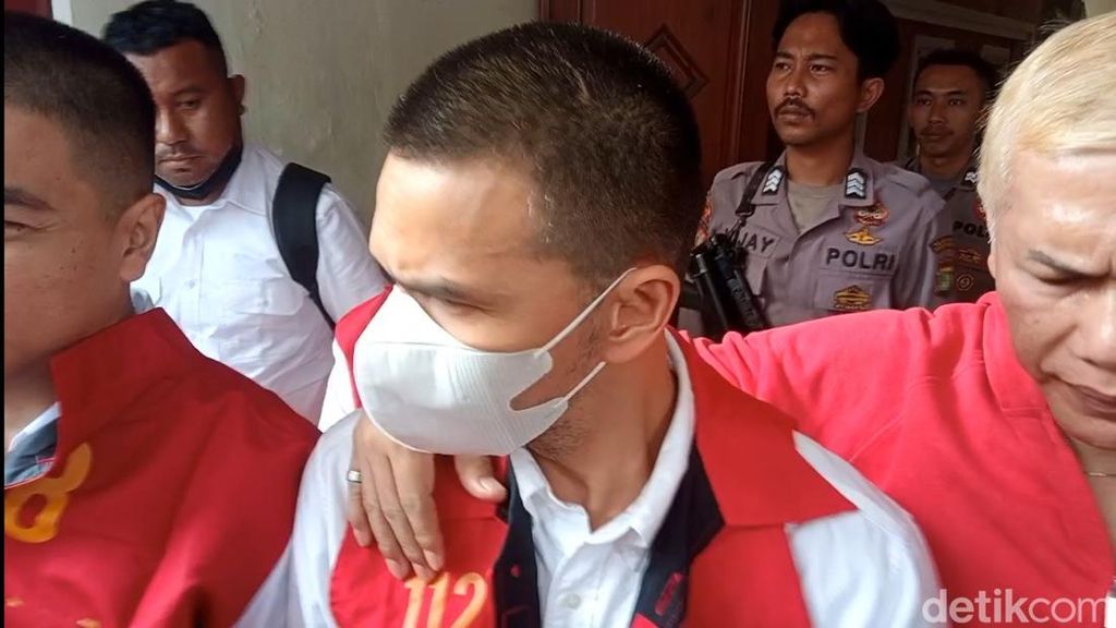 Jonathan Frizzy Gak Ajukan Eksepsi di Sidang Penyalahgunaan Obat Keras