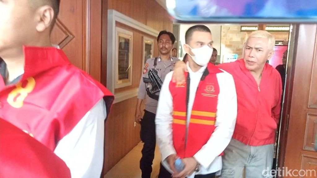 Video: Keluarga Yakin Jonathan Frizzy Dijebak soal Kasus Vape Opat Keras