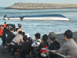 Kapal Wisata Terbalik di Sanur Bali, 2 Turis Tewas-1 ABK Hilang
