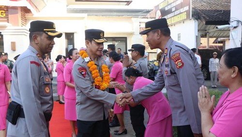 Kapolda Bali, Irjen Daniel Adityajaya, melaksanakan kunker ke Polres Klungkung, Selasa (05/08/2025). (Dok. Polda Bali)