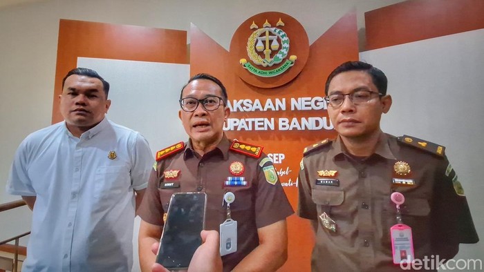 Kepala Kejari Kabupaten Bandung, Donny Haryono Setyawan,