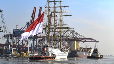 KRI Bima Suci Berlayar, Taruna AAL dan Cadet ASEAN Siap Jelajahi Samudra