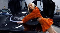 1 juta dolar dalam 3 jam, kami memecahkan rekor OnlyFans itu. Datang dan lihat konten yang aku rekam sendiri di jam 12.01 pagi tepat saat aku berusia 18 tahun, tulis Lil Tay di Instagram resmi. (Foto: dok Instagram liltay)