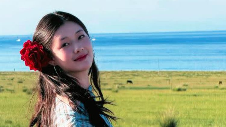 Potret Mahasiswa Kedokteran Viral Mirip Barbie Hsu, Pesonanya Jadi Sorotan