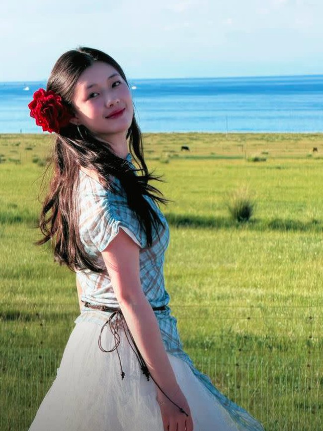 Potret Mahasiswa Kedokteran Viral Mirip Barbie Hsu, Pesonanya Jadi Sorotan Potret Mahasiswa Kedokteran Viral Mirip Barbie Hsu, Pesonanya Jadi Sorotan