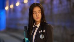 Wajah Serius Lee Minho dan Cast Omniscient Reader di Loksyut