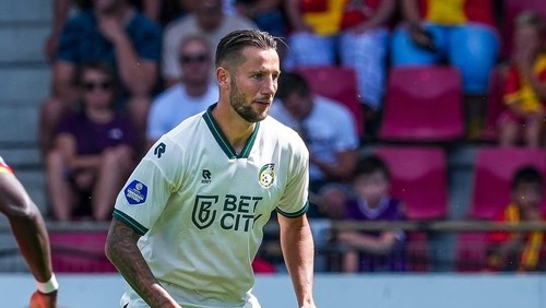 Pemain asal Belanda, Mitchell Dijks dirumorkan merapat ke Bali United.