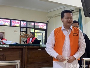 Hakim Tolak Eksepsi Brigadir Ade Pembunuh Bayi