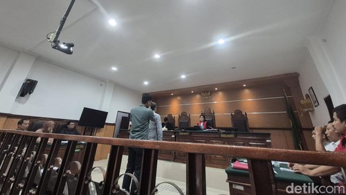 Sidang putusan praperadilan kasus dugaan penyiksaan I Wayan Suparta oleh aparat Polres Klungkung.