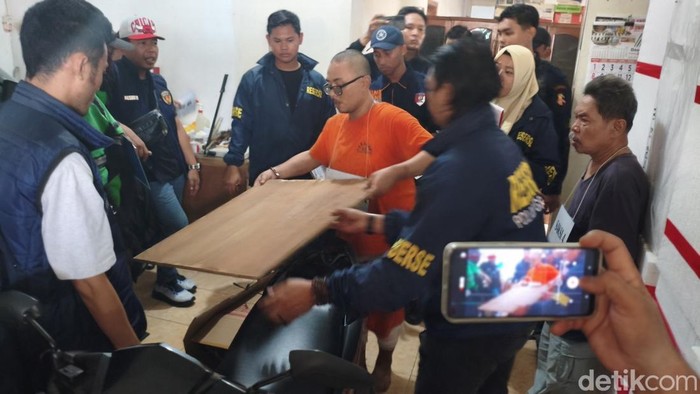 Rekonstruksi pembunuhan driver ojol di Sidoarjo