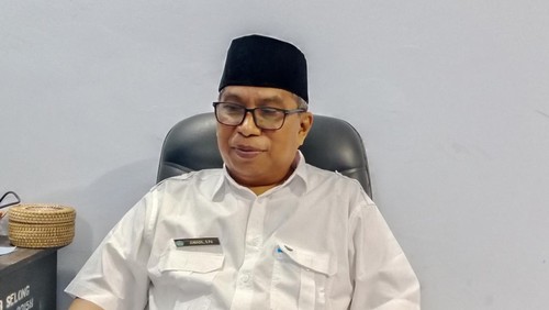 Sekretaris Dikbud Lombok Timur, NTB, Jumadil, ketika diwawancarai, Rabu (6/8/2025). (Sanusi Ardi W/detikBali)