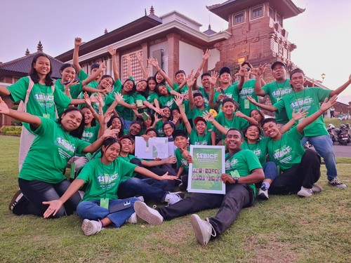 SMPK Mater Inviolata di Kabupaten Flores Timur di Festival Paduan Suara Internasional Bali ke-14 yang diadakan pada 29 Juli-2 Agustus 2025. (dok. SMPK Mater Inviolata)