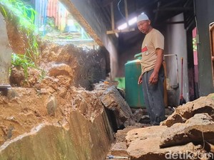 Hujan Deras di Tarakan, Dinding Warga Jebol-Rumah Dipenuhi Lumpur