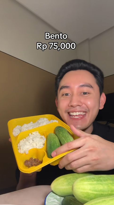 Viral TikToker Jual Nasi Timun Rp 75 Ribu, Ternyata Ini Alasannya