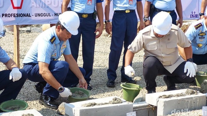 TNI Angkatan Udara (AU) membangun 54 dapur satuan pelayanan pemenuhan gizi (SPPG) untuk mendukung program makan bergizi gratis (MBG). (Devi/detikcom).