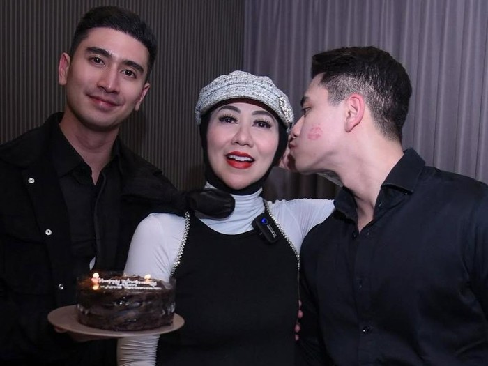 Venna Melinda mendapat kejutan ulang tahun dari Athalla Naufal.