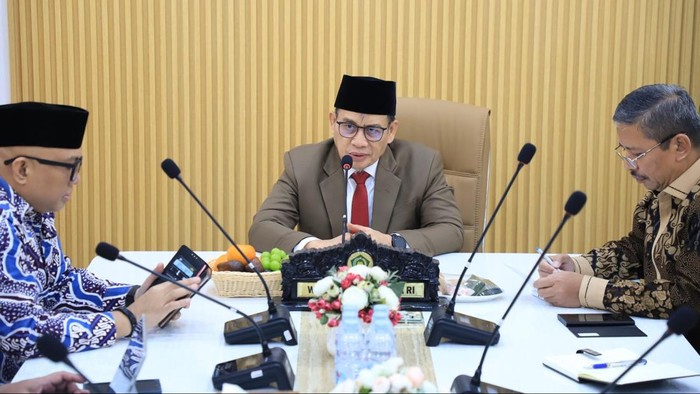 Wakil Menteri Agama RI Romo Muhammad Syafii