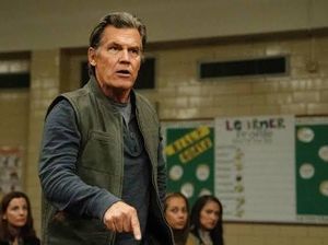 Josh Brolin Ungkap Sentuhan Kecil David Fincher di Weapons