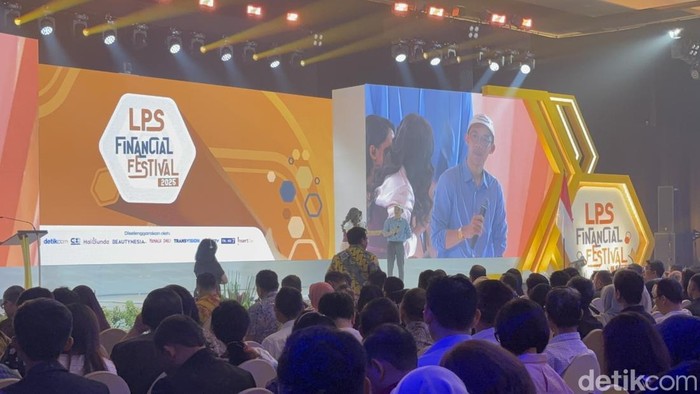Wira, peserta yang beruntung bisa ketemu idola di LPS Financial Festival