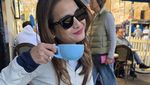 Seru! Acha Septriasa Cicip Makanan Turki dan Ngopi di Australia