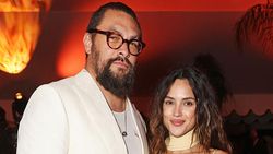 Kisah Cinta Jason Momoa dan Adria Arjona, dari Lawan Main Jadi Mesra