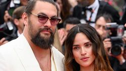 Kisah Cinta Jason Momoa dan Adria Arjona, dari Lawan Main Jadi Mesra