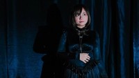 Cynantia Pratita bisa teknik suara scream atau growl loh. Ia juga suka membagikan konten memasak di Instagram. (Foto: dok Instagram cynantiapratita)