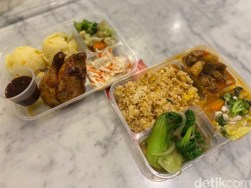 Food Hall Grand Indonesia ada gerai yang menawarkan set buffet seharga Rp 45.000