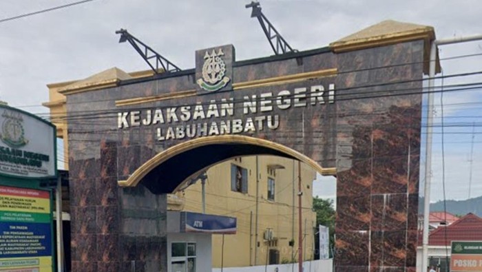 Gapura ke Kantor Kejaksaan Negeri Labuhanbatu (Dok. Google)