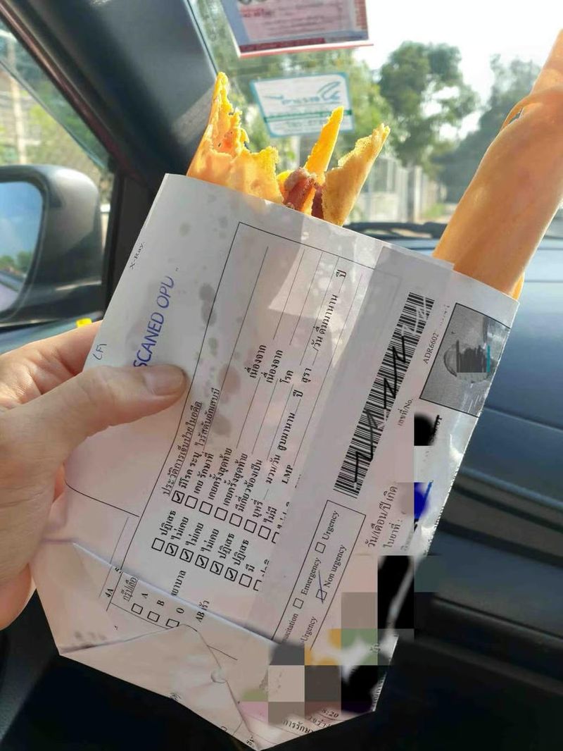 Gawat! Rekam Medis Pasien Kini Dipakai Buat Bungkus Jajanan