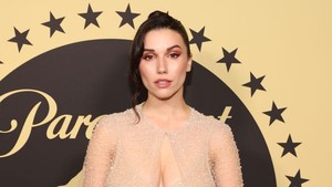 Beberapa waktu terakhir, media sosial dan forum-forum penggemar DC ramai banget ngomongin satu hal: “Grace Caroline Currey jadi Wonder Woman, dong!” Foto: Getty Images for Paramount Pictu/Jesse Grant