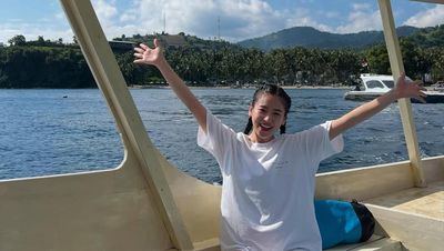 Potret Liburan Haruka Eks JKT48 di Lombok