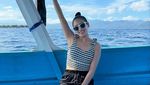 Potret Liburan Haruka Eks JKT48 di Lombok