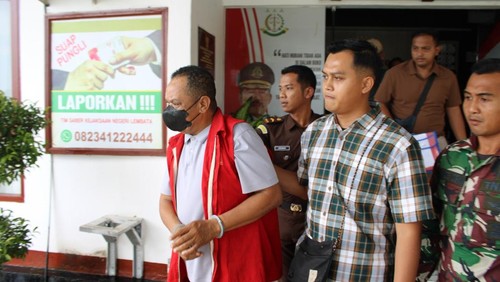 HYOA, buronan perusak barang orang lain di Tanjung Pinang, Riau, ditangkap di Lembata, NTT, Kamis (7/8/2025). (Dok. Kejari Lembata)