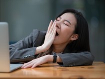 Kenapa Sering Mengantuk padahal Tidur Cukup? Ini Penyebab dan Cara Mengatasinya