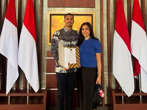 Vincent Verhaag Resmi Jadi WNI, Jedar Bangga