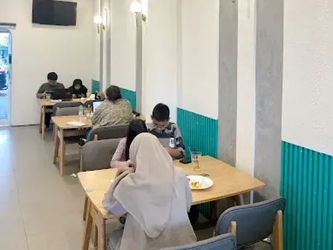Tanpa Alunan Musik, 5 Kafe di Jakarta Ini Hadirkan Suasana Tenang
