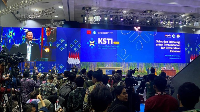 Konvensi Sains, Teknologi dan Industri (KSTI) 2025 yang digelar di Gedung Sasana Budaya (Sabuga), Kota Bandung