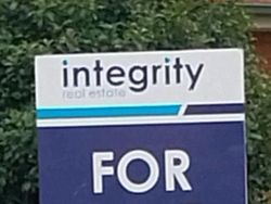 Kumpulan Desain yang Bikin Jidat Mengkerut, Entah Maksudnya Apa