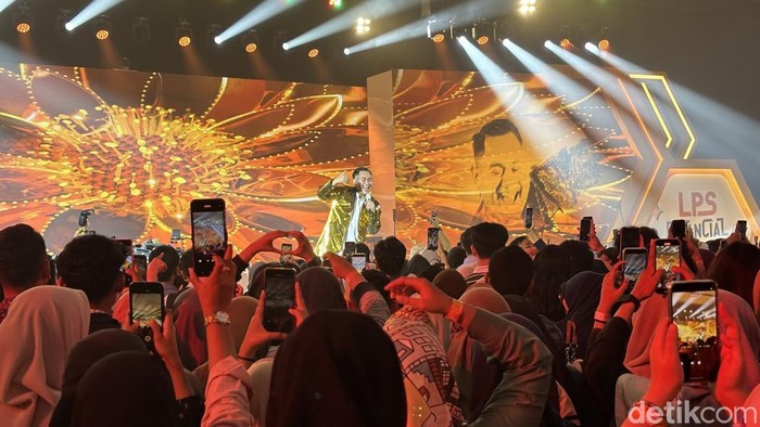 LPS Financial Festival 2025 di Surabaya ditutup dengan penampilan Nassar dan RAN
