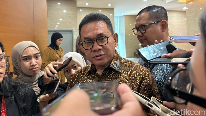 Menteri Perdagangan Budi Santoso
