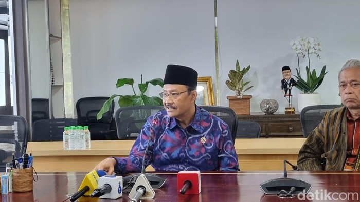 Menteri Sosial Saifullah Yusuf (Taufiq/detikcom).