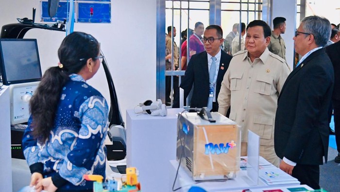 Presiden Republik Indonesia (RI) Prabowo Subianto meresmikan Konvensi Sains dan Teknologi Indonesia (KSTI) 2025. Di depan ribuan periset yang hadir, ia menyampaikan beberapa pesan.