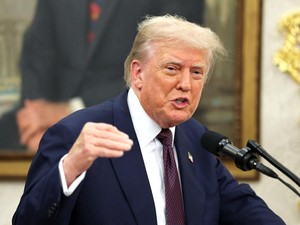 Orang Kepercayaan Trump di Bank Sentral AS Desak Bunga Acuan Dipangkas