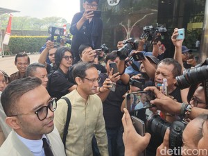 Nadiem Makarim Tiba di KPK, Diperiksa Terkait Pengadaan Google Cloud