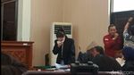 Tangis dan Peluk Hangat Nikita Mirzani Bertemu Anak di Ruang Sidang