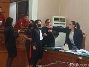 Nikita Mirzani Ngamuk Lagi di Sidang Melawan Reza Gladys