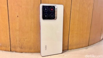 Disokong chip UnisocT7200 yang dipadukan dengan Dynamic RAM hingga 12 GB. Kombinasi ini dengan memastikan multitasking mulus. Penggunadijanjikan dapat berpindah antar aplikasi belajar, media sosial, hingga gaming tanpa jeda. Foto: Rizqy Nur Amalia/detikINET