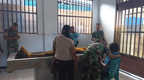 Prajurit TNI di Nagekeo, Prada Lucky Namo, meninggal dunia setelah menjalani perawatan intensif di RSUD Aeramo, Kabupaten Nagekeo, NTT, Rabu (6/8/2025). (Foto: Dok. Istimewa)